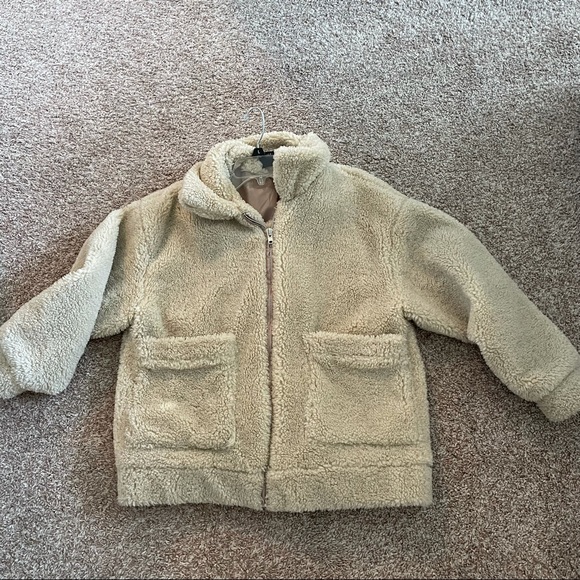 Oversized teddy coat size small - Picture 3 of 6